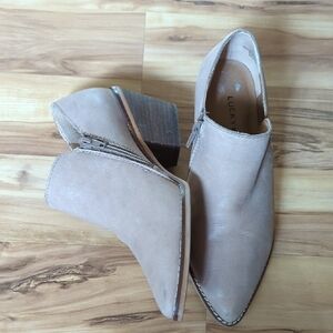 Lucky Brand Women's Tan Ankle Boots